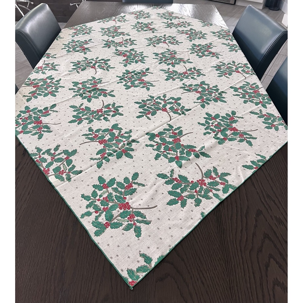 Leacock English Holly Square Christmas Table Cloth 52"